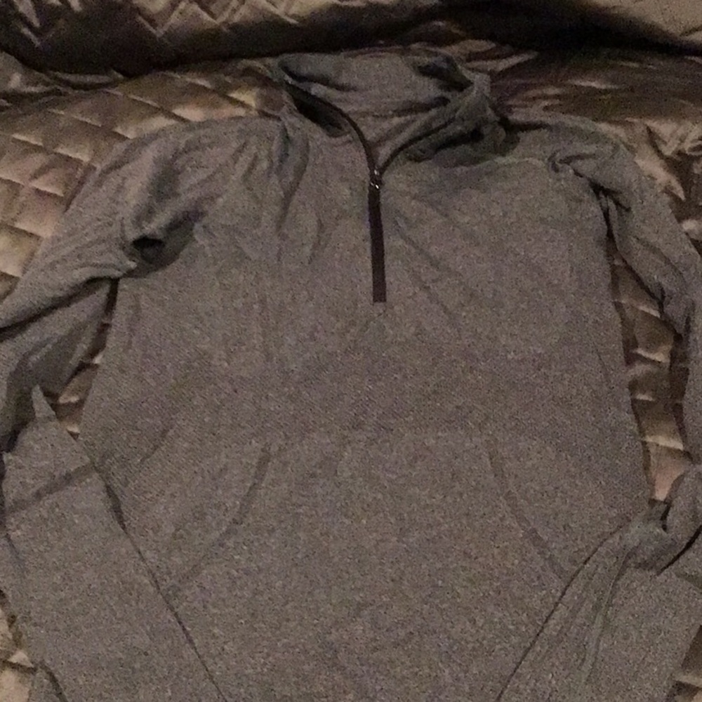 Lululemon Swiftly 1/2 zip